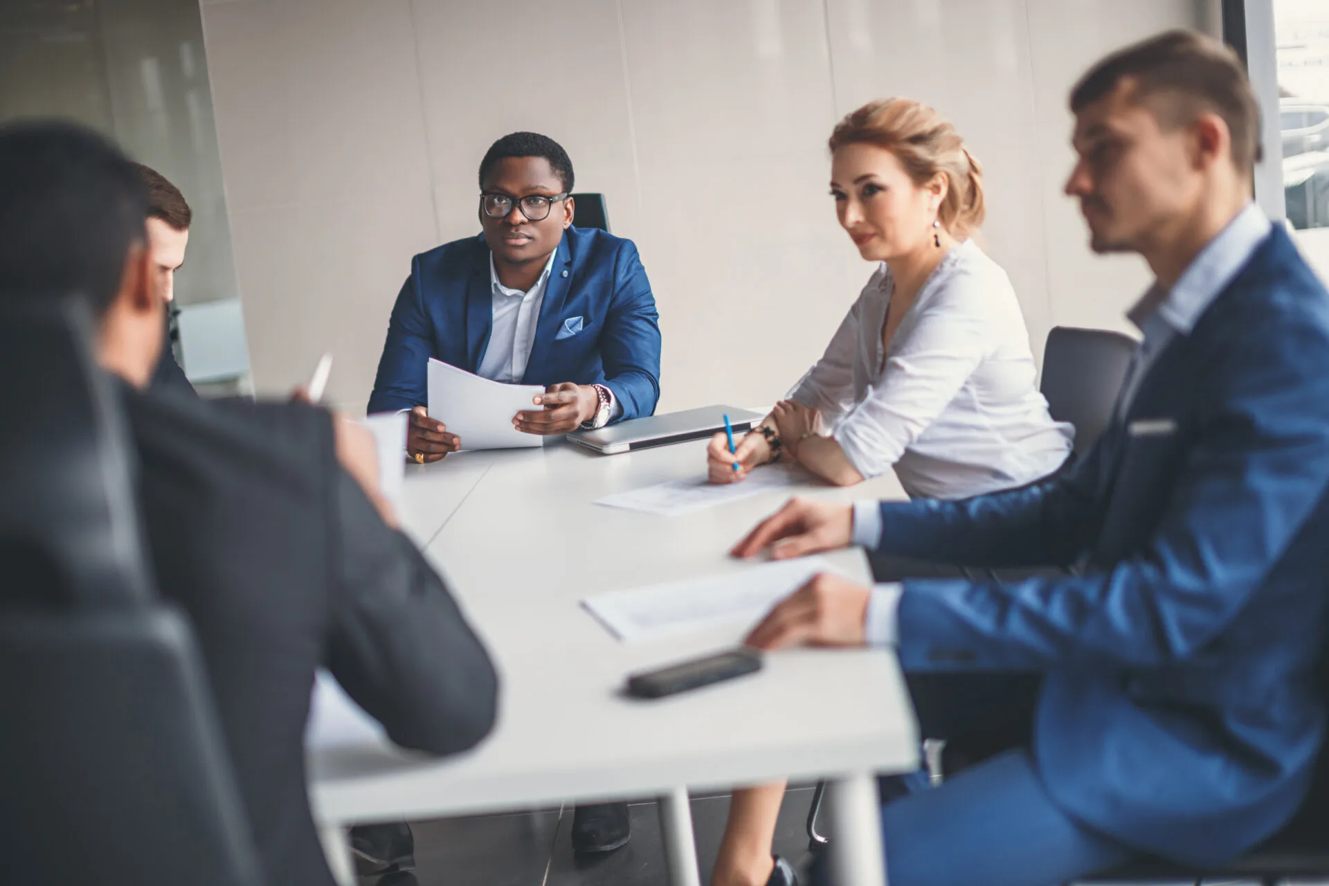 As 5 Forças de Porter: Um Guia Completo para Analisar a Competitividade do seu Setor