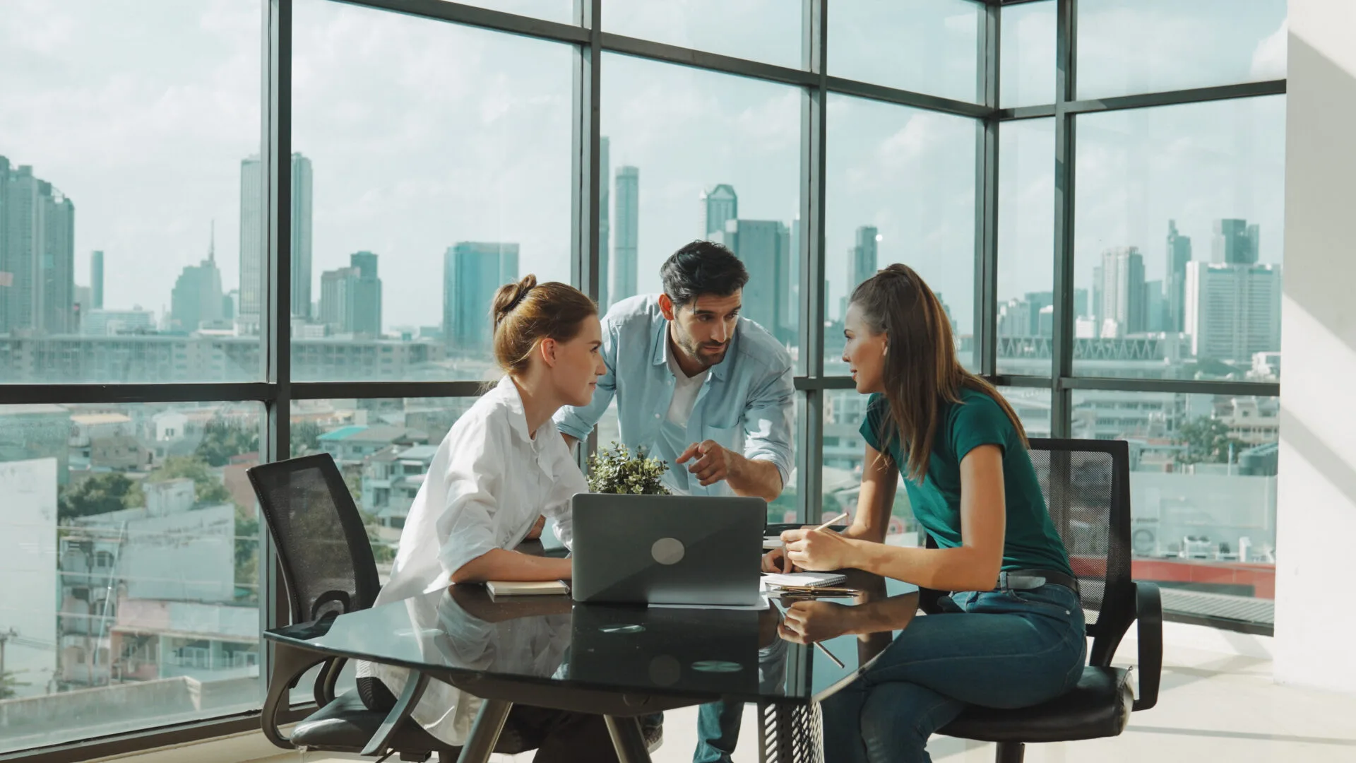 Business Model Canvas vs. Lean Canvas: Qual a ferramenta certa para o seu momento?