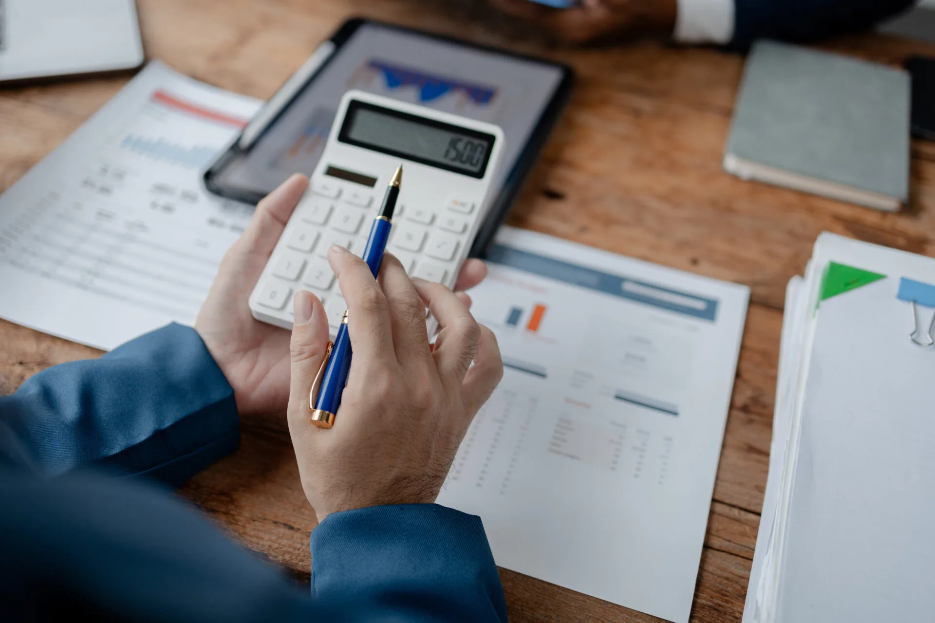 Detalhamento dos Custos de Abertura: Taxas e Investimentos Iniciais