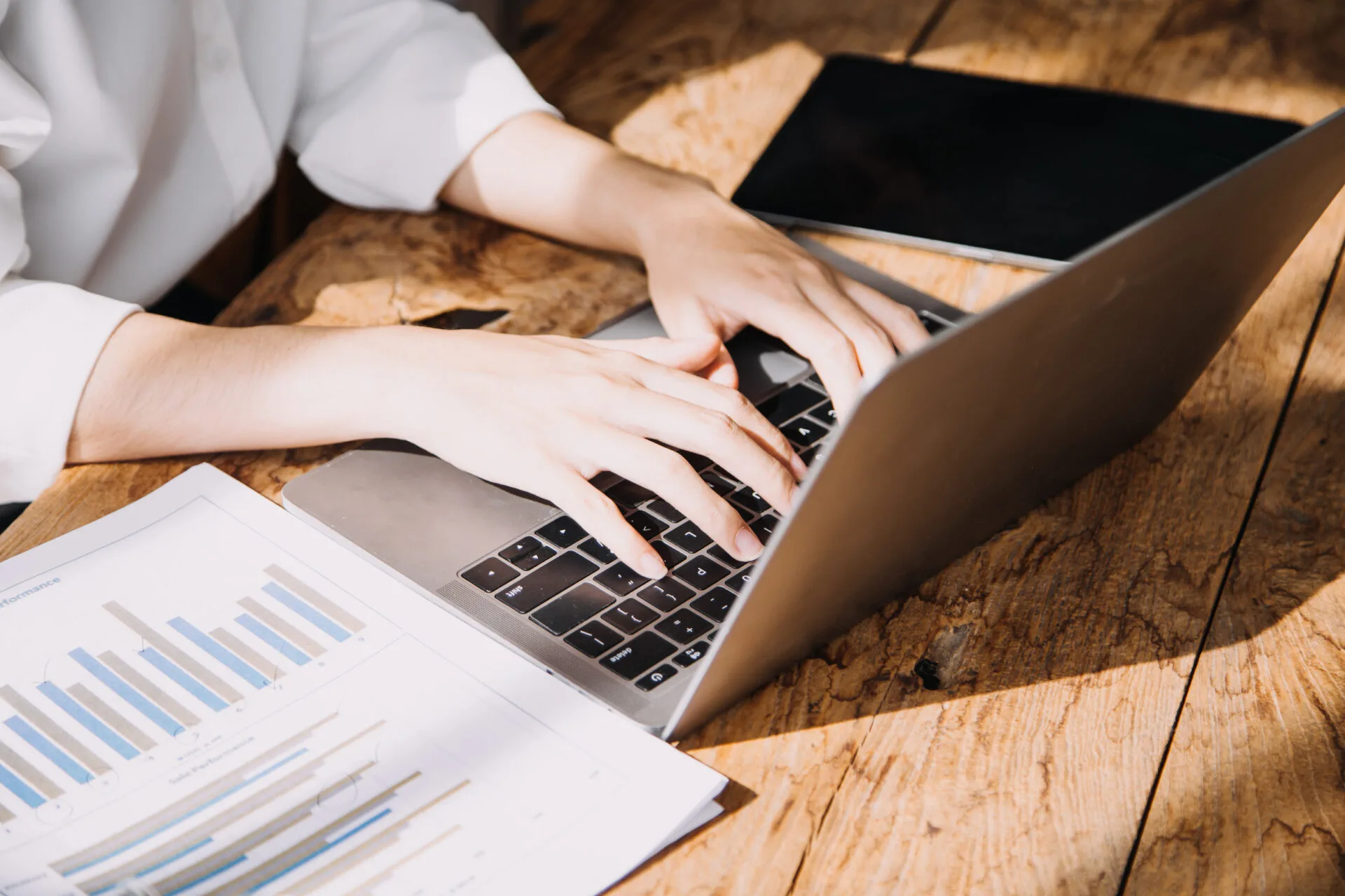 Modelo de Negócio SaaS: O Guia Completo para Criar o Seu