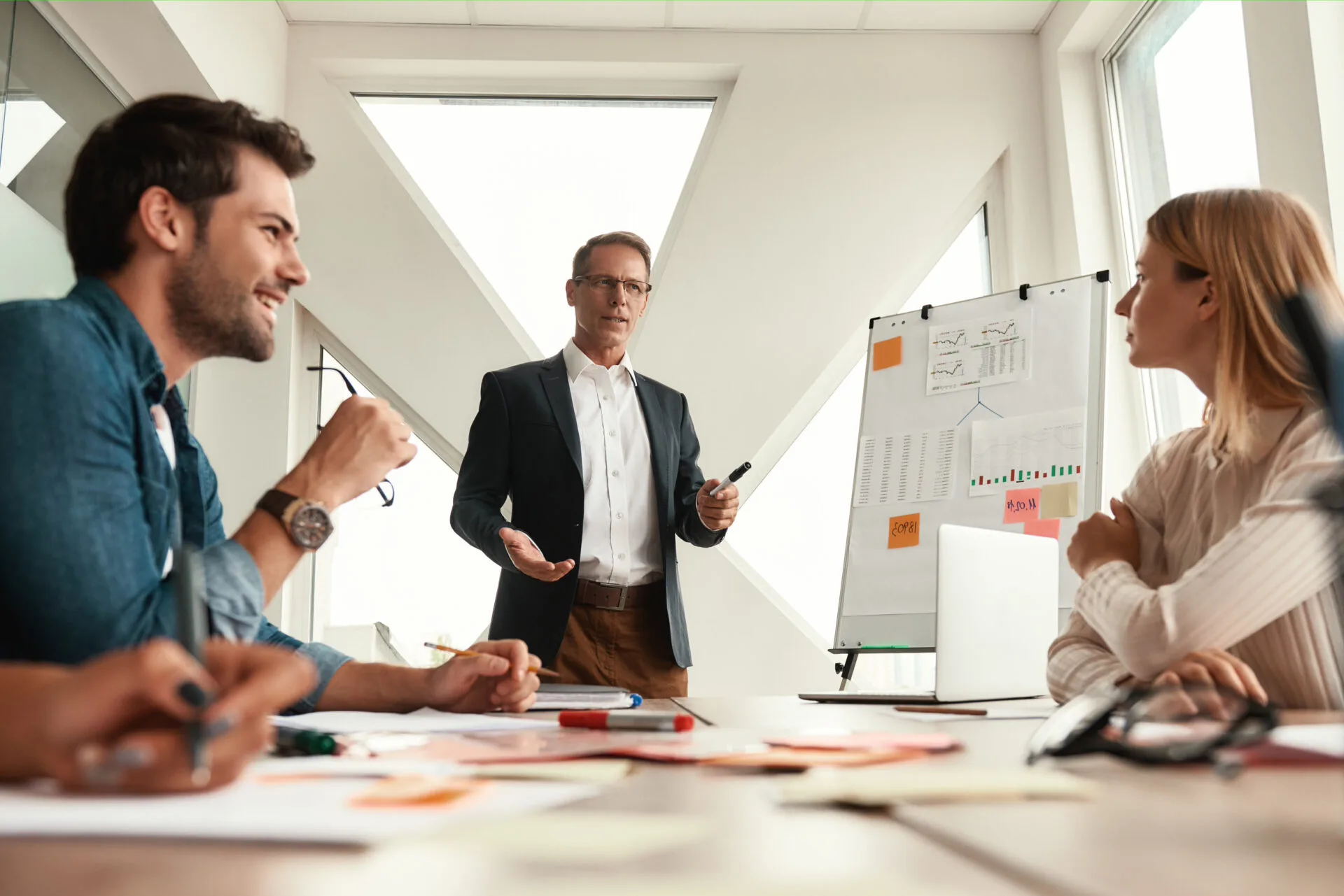 O que é um Modelo de Negócio (e por que ele vem antes do Plano de Negócios)