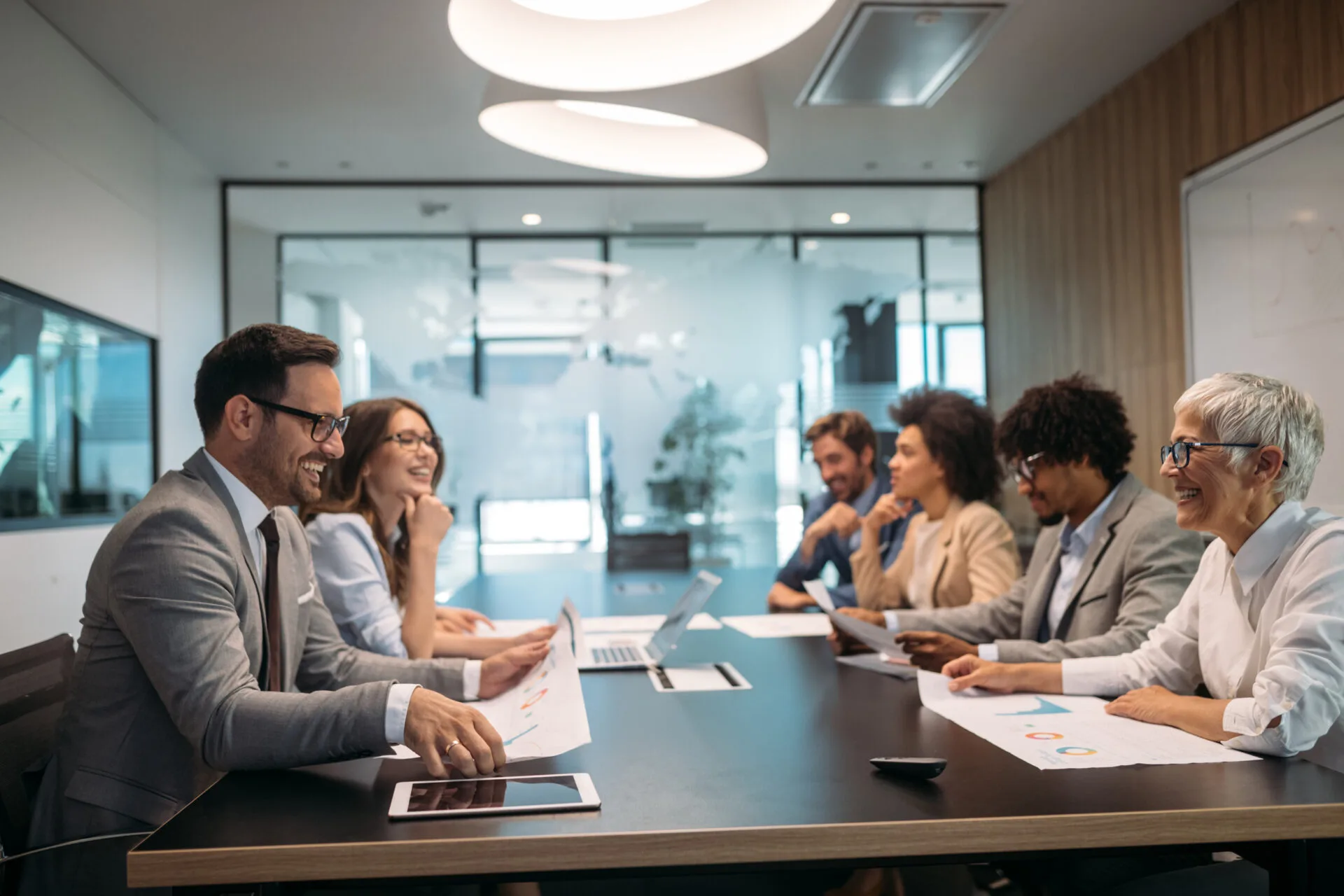 O Segredo das Empresas Exponenciais: Como Usar o Efeito de Rede para Blindar seu Negócio