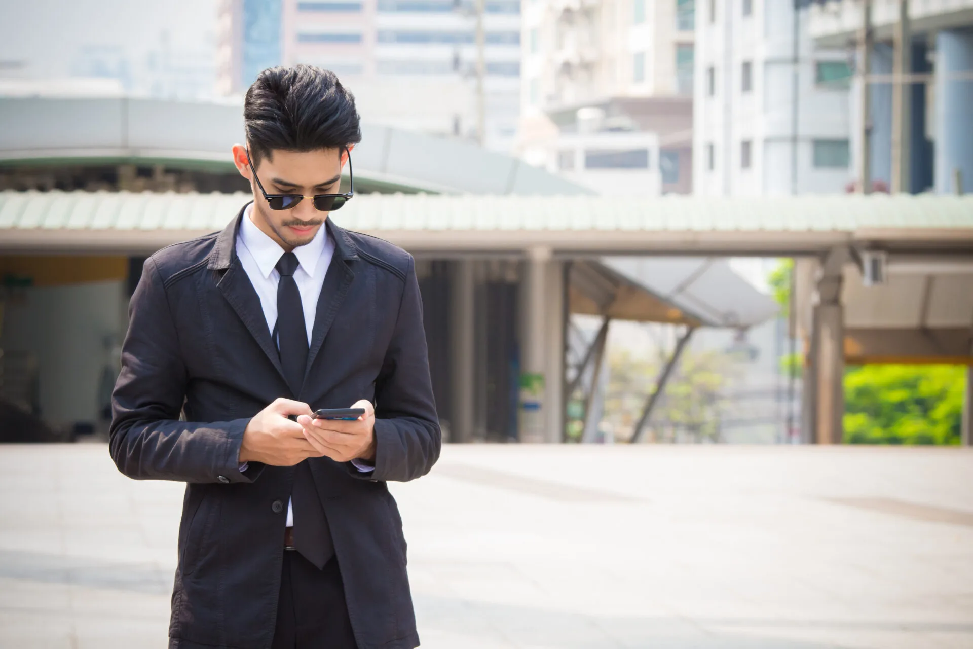 Passo 3: A Burocracia Decifrada - COF e Contrato