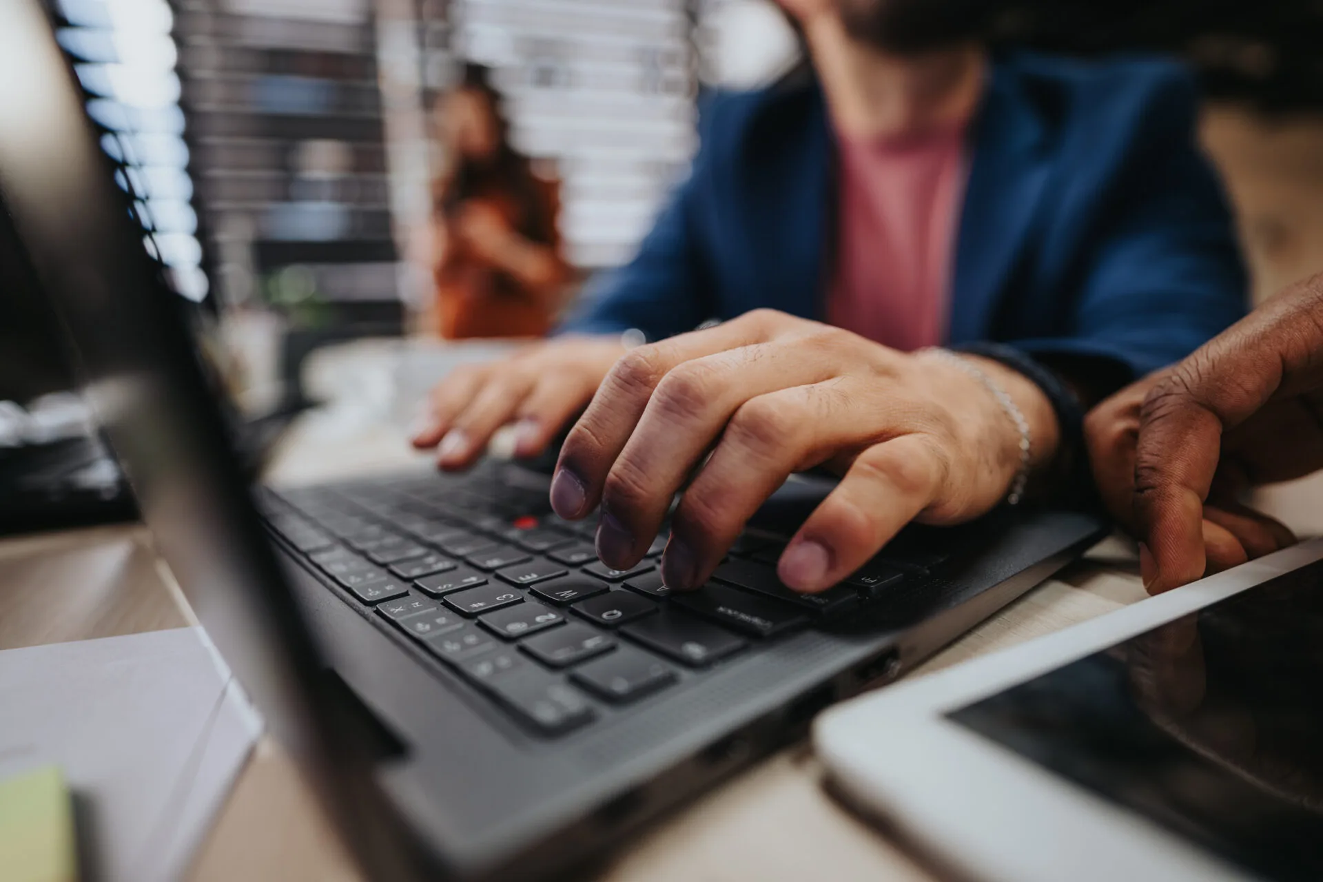 Qual a melhor estratégia de precificação para SaaS? Uma análise dos modelos de mercado.