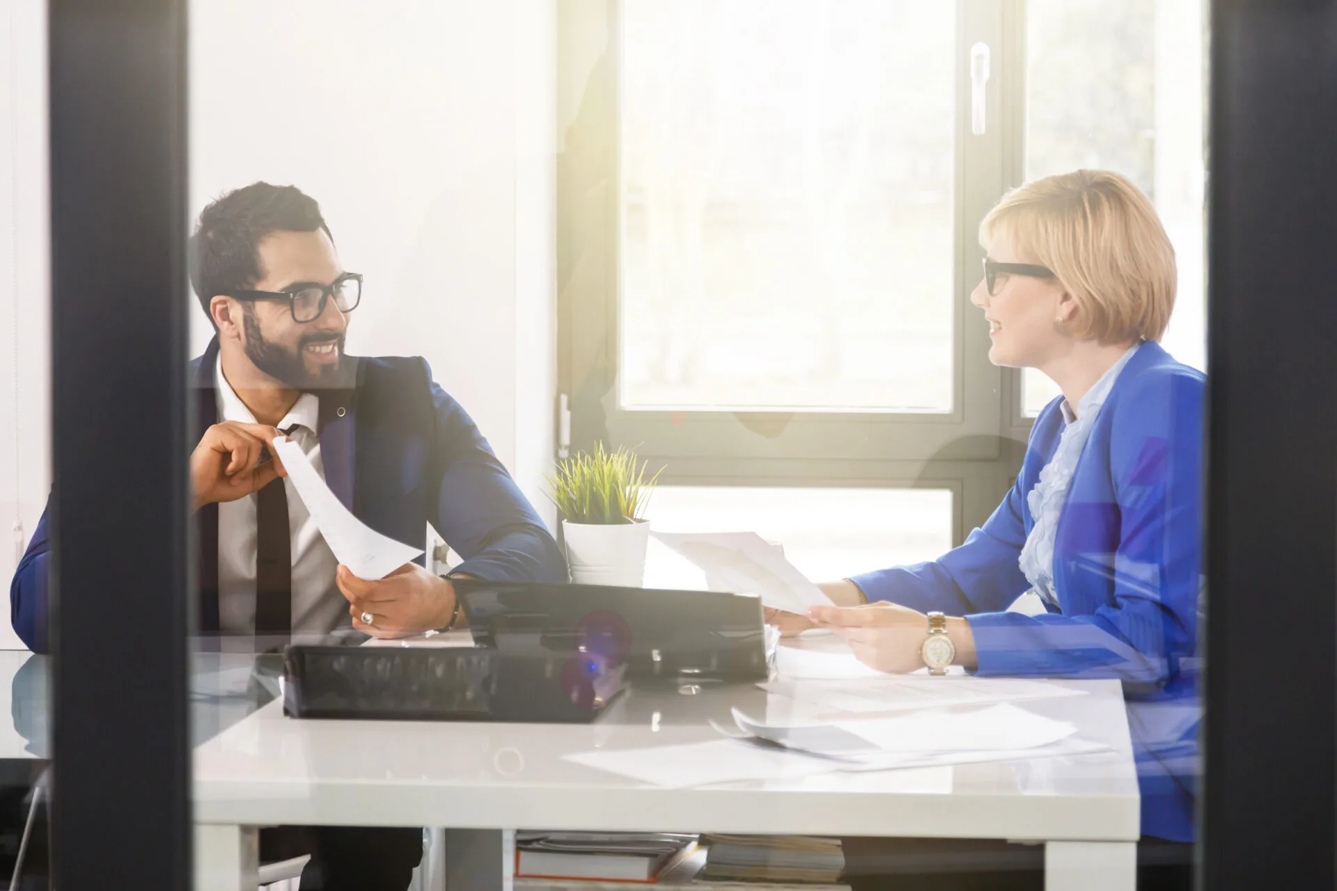 Vantagens e Desvantagens de Contratar um Gestor Externo