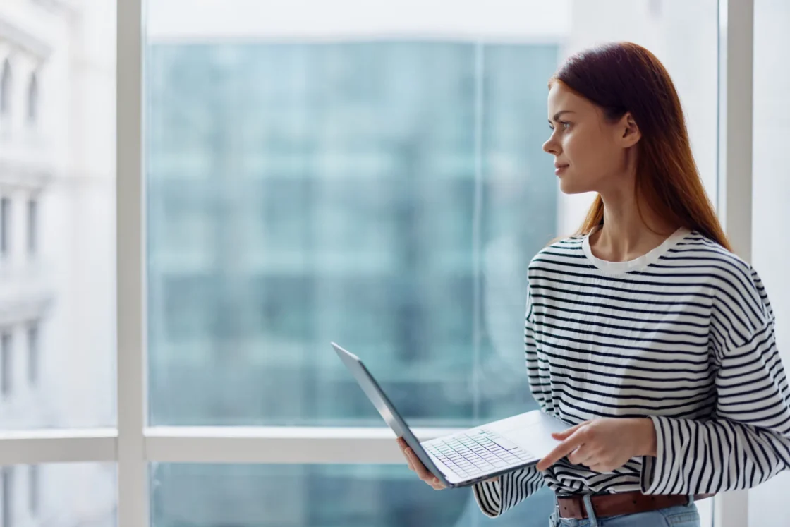 Erro 7: Usar Dados Desatualizados ou "Achismos"