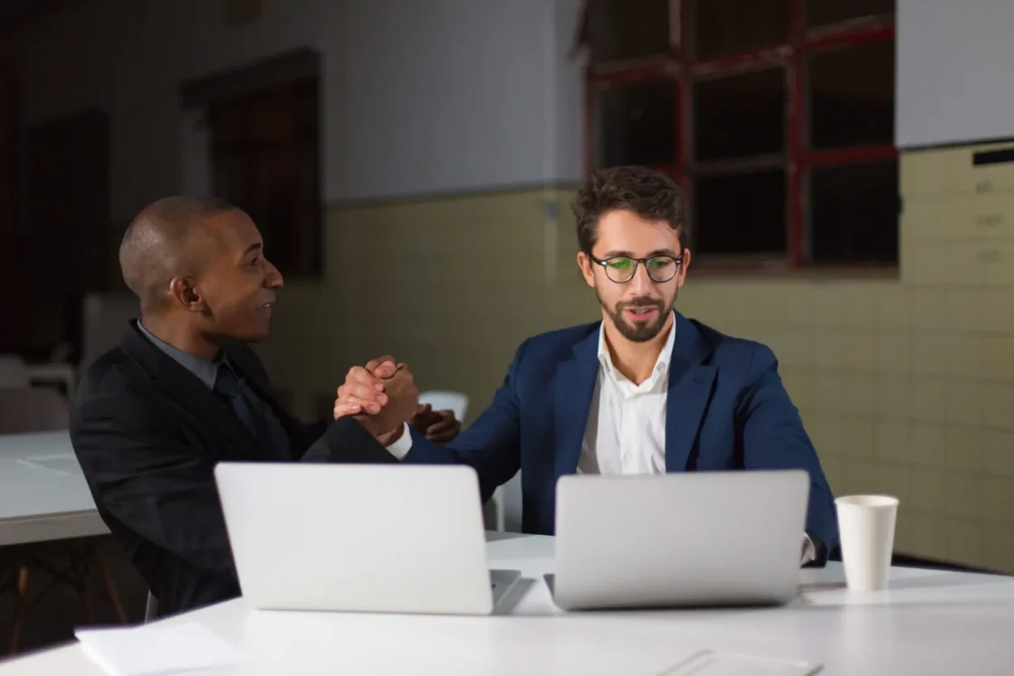 Informações Estratégicas: O Que Seu Contador Precisa Saber Além dos Papéis