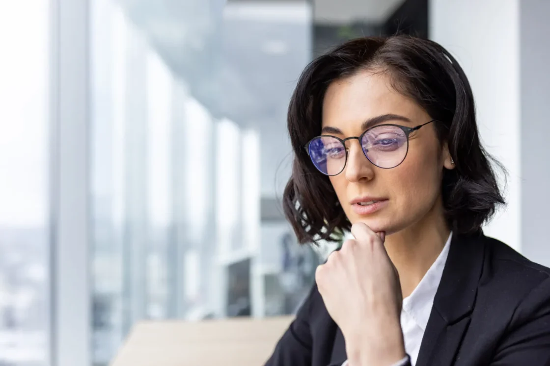 Red Flags: Os Sinais de Alerta que Podem Afundar uma Negociação