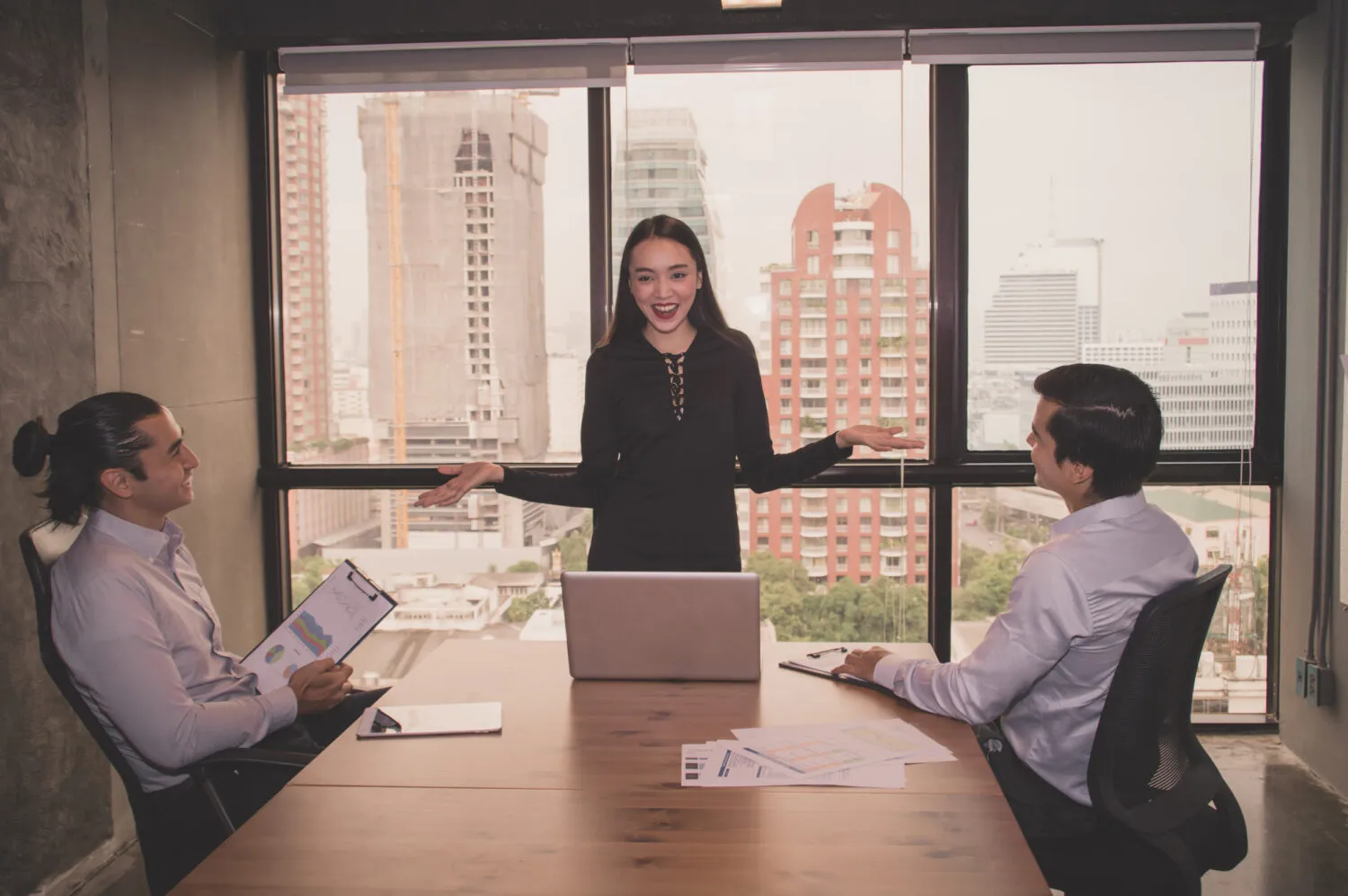 Vai Migrar de Regime Tributário? Veja o Que Muda na Sua Gestão Financeira