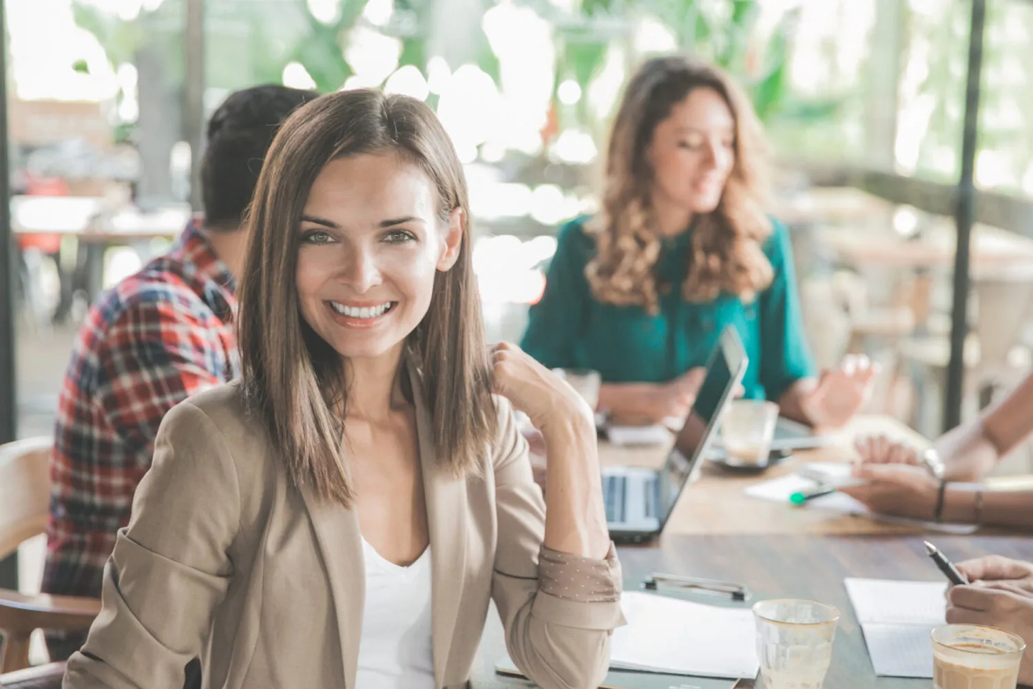 Celebrando as Vitórias: Guia Prático para Motivar Equipes em PMEs