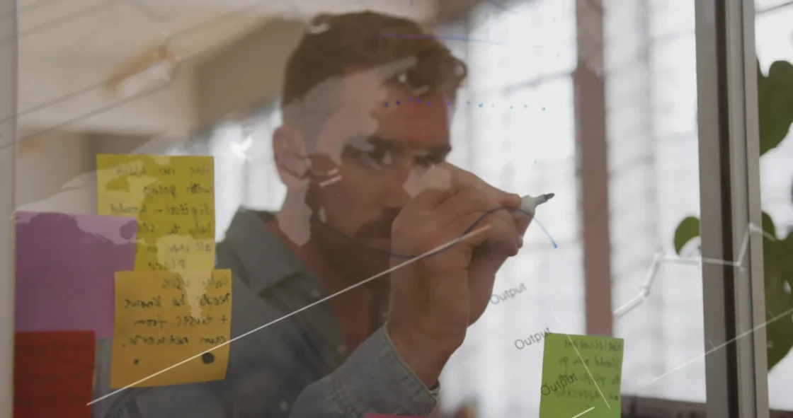 Checklist Prático: Plano de 90 Dias para Sair do Platô