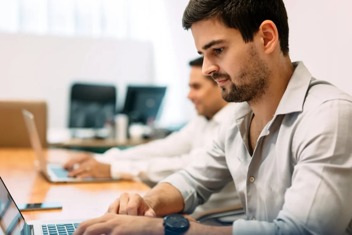 Estratégias práticas para desenvolver a resiliência organizacional