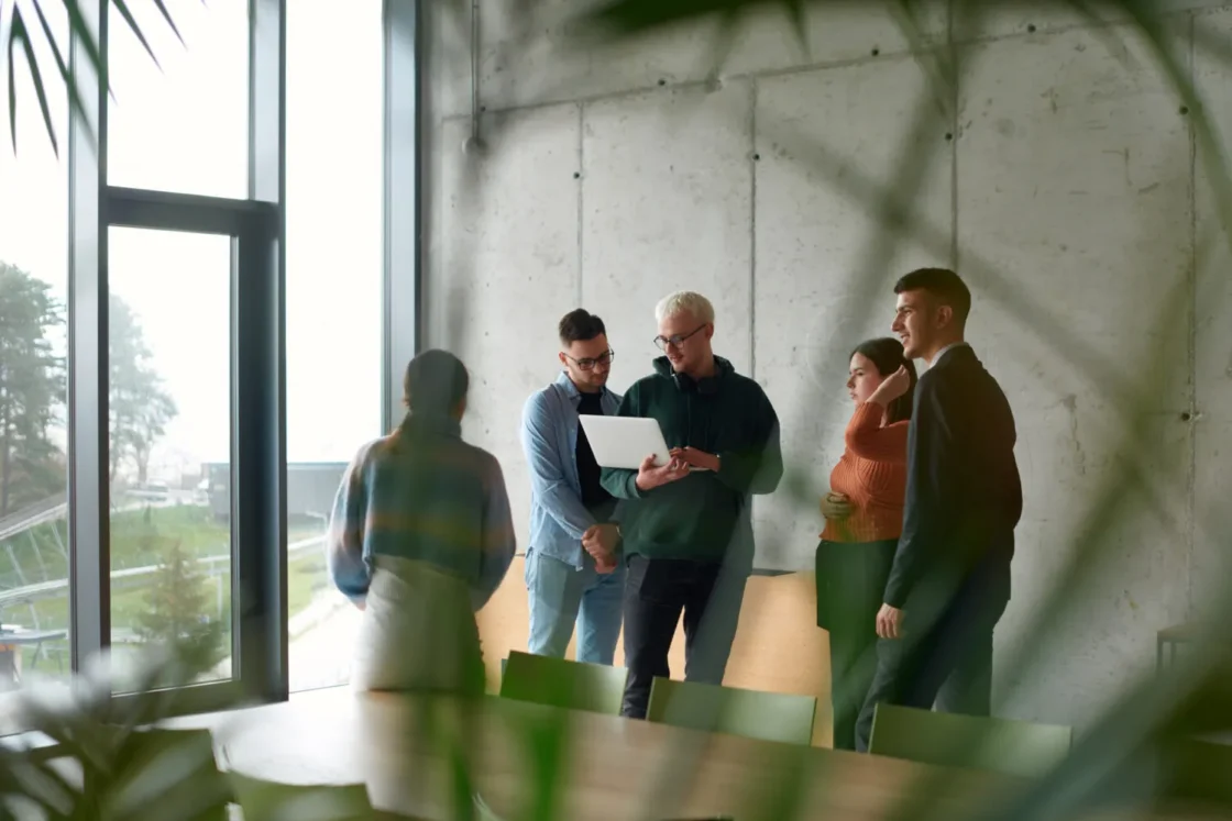 Ferramentas e plataformas online para networking eficiente