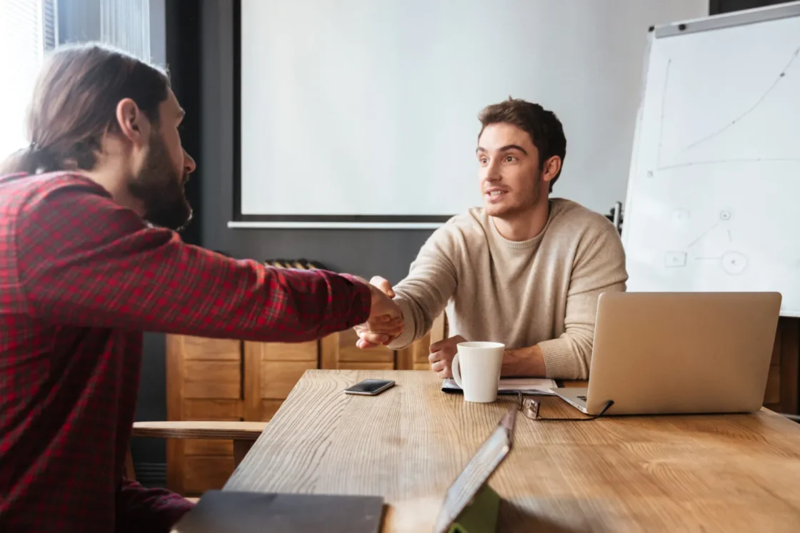 Fusão Horizontal: Unindo Forças com um Concorrente Direto