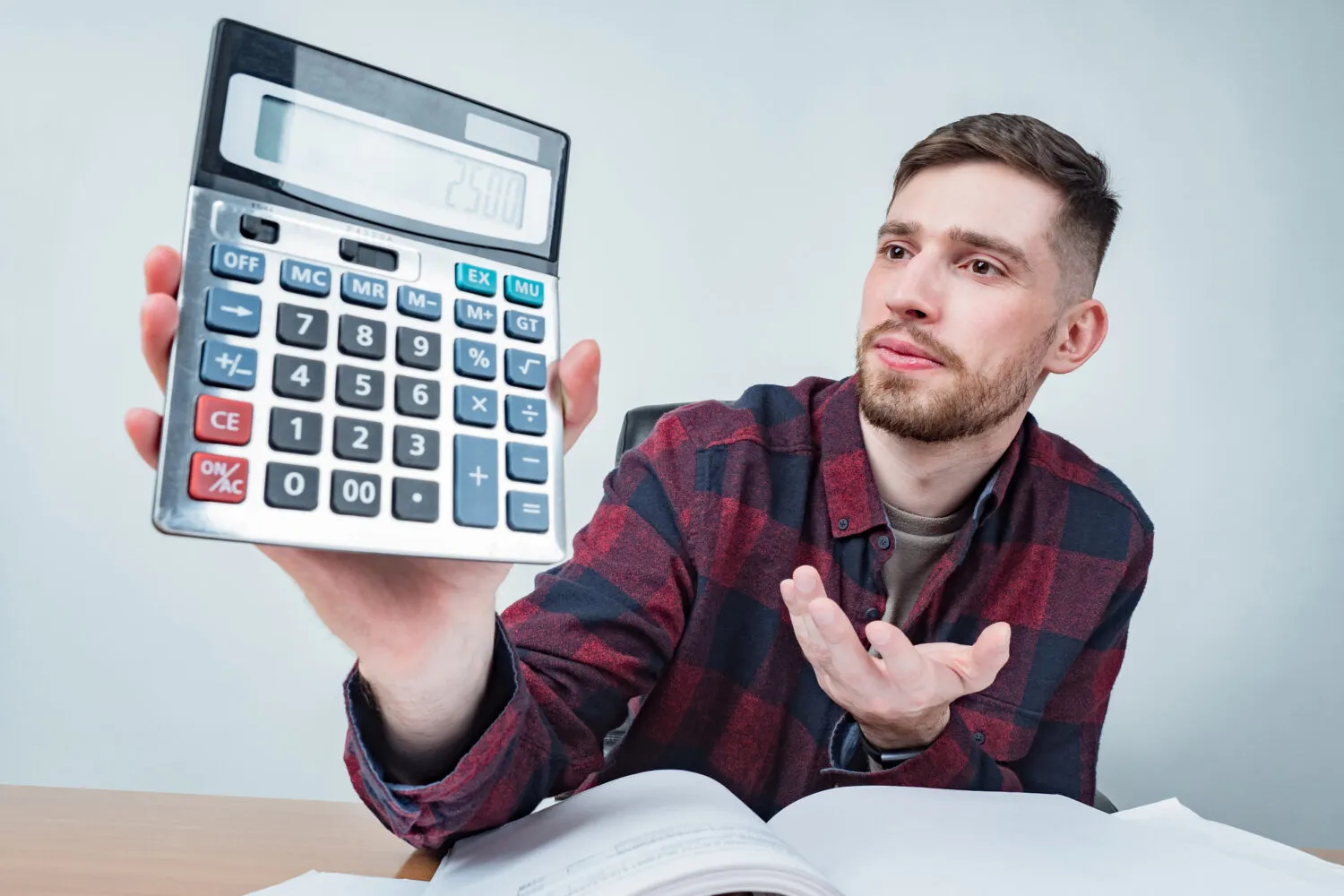 Retenção de Impostos na Fonte: O Guia Completo para PMEs