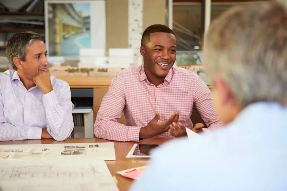 Vantagens Competitivas do Acqui-hiring para Pequenas e Médias Empresas