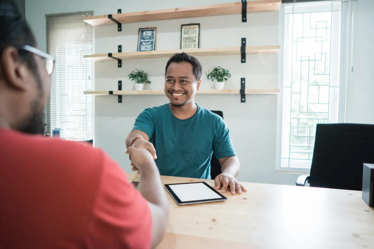 Cultura de Confiança: Como Construir Transparência em PMEs